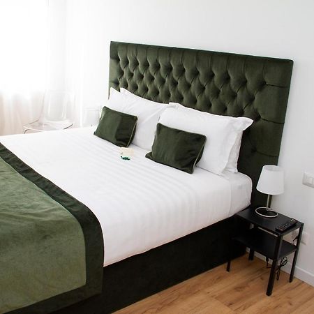 Home At Rome Vatican Apartment&Rooms Bagian luar foto