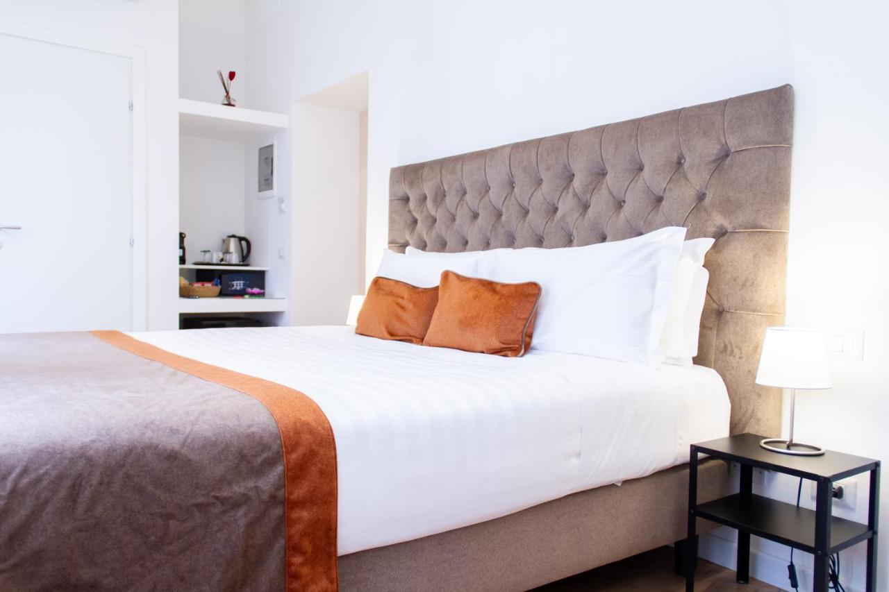 Home At Rome Vatican Apartment&Rooms Bagian luar foto