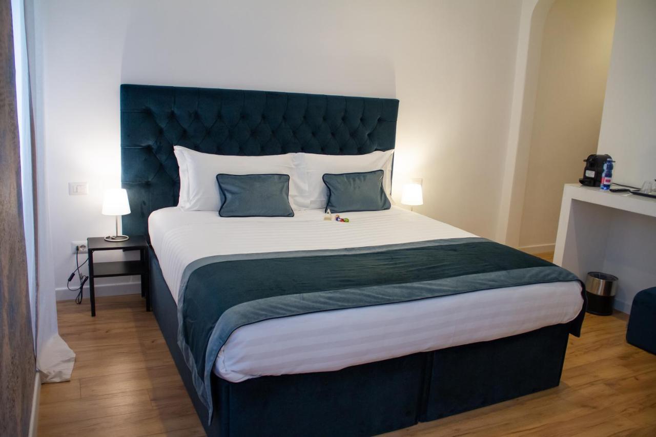 Home At Rome Vatican Apartment&Rooms Bagian luar foto