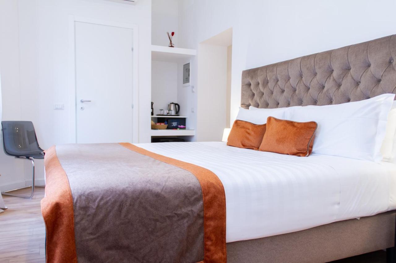 Home At Rome Vatican Apartment&Rooms Bagian luar foto