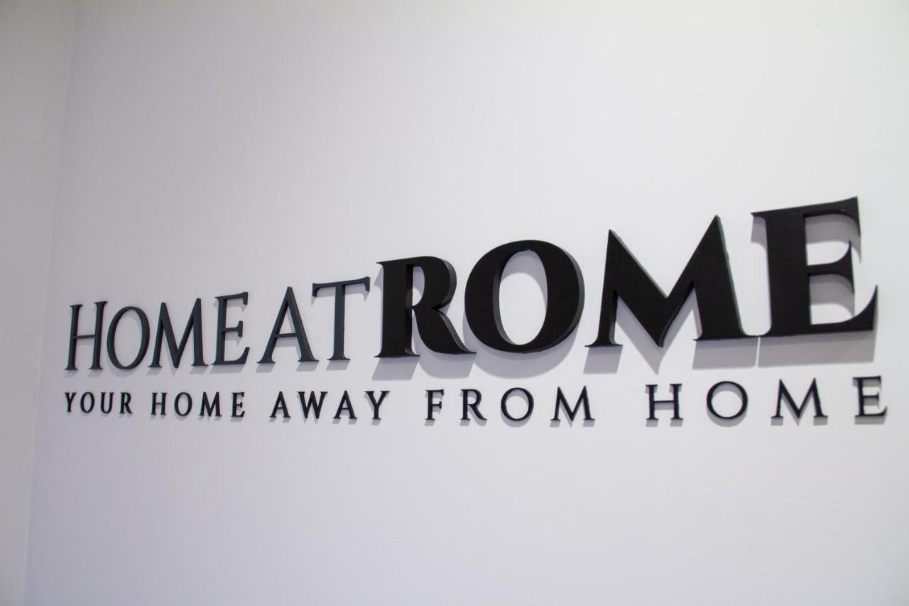 Home At Rome Vatican Apartment&Rooms Bagian luar foto