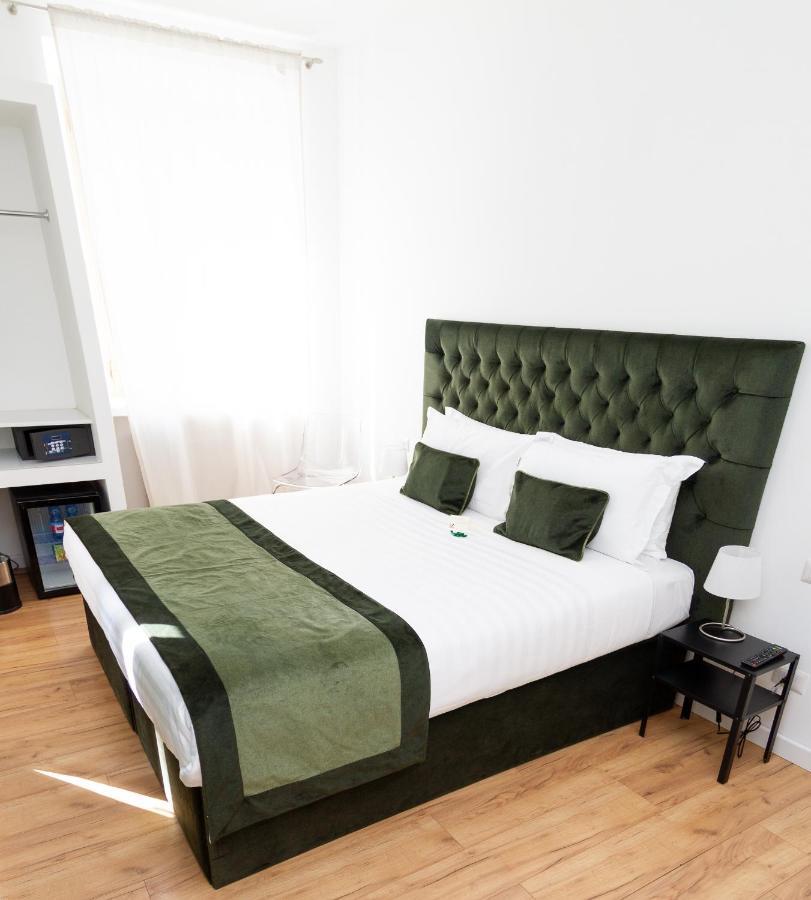 Home At Rome Vatican Apartment&Rooms Bagian luar foto